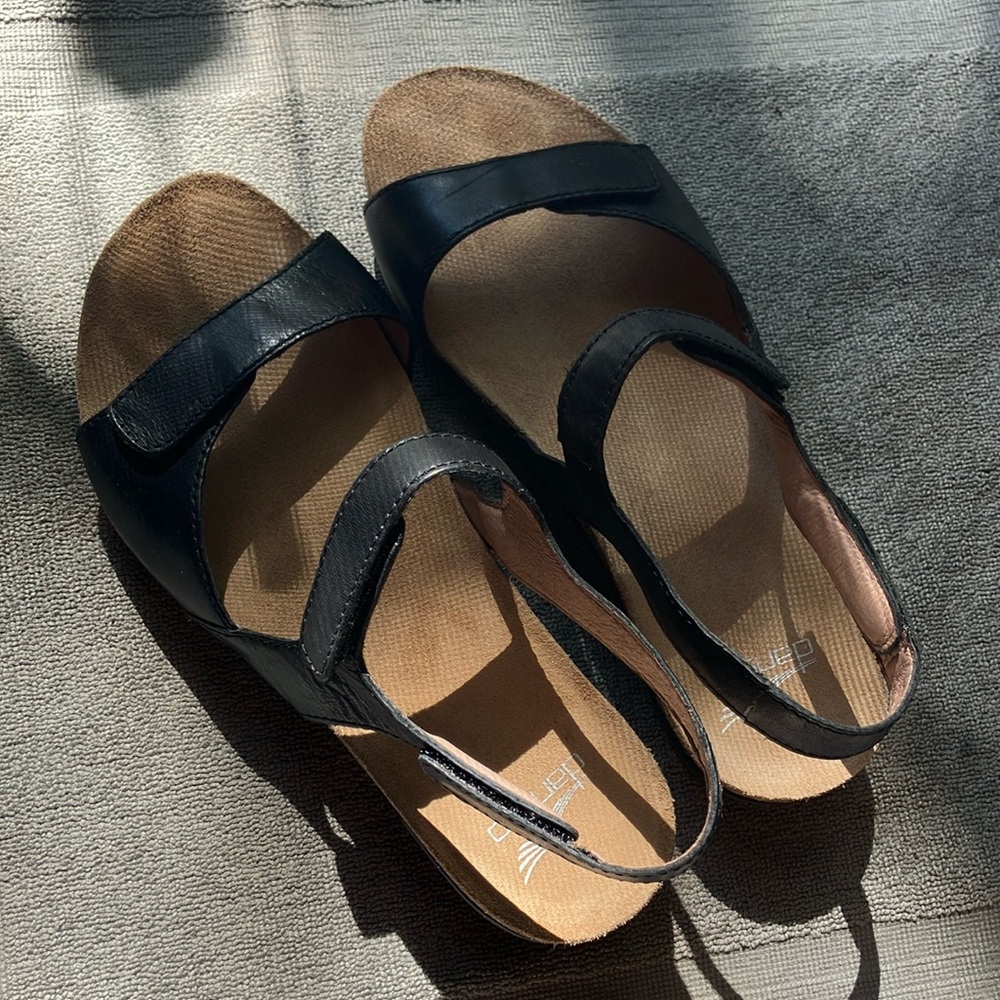 Dansko Ronda Sandals Black 38 like new
